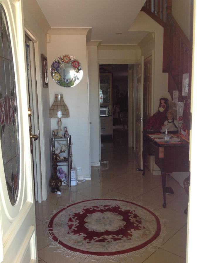 A Home Away From Home Canberra Buitenkant foto